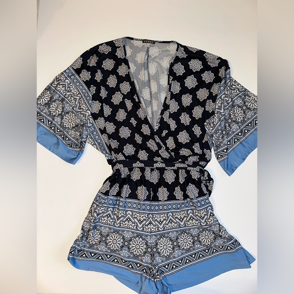 Venus Boho Print Romper Blue Black White Size 1X Tie Waist Slit Sleeve Pockets